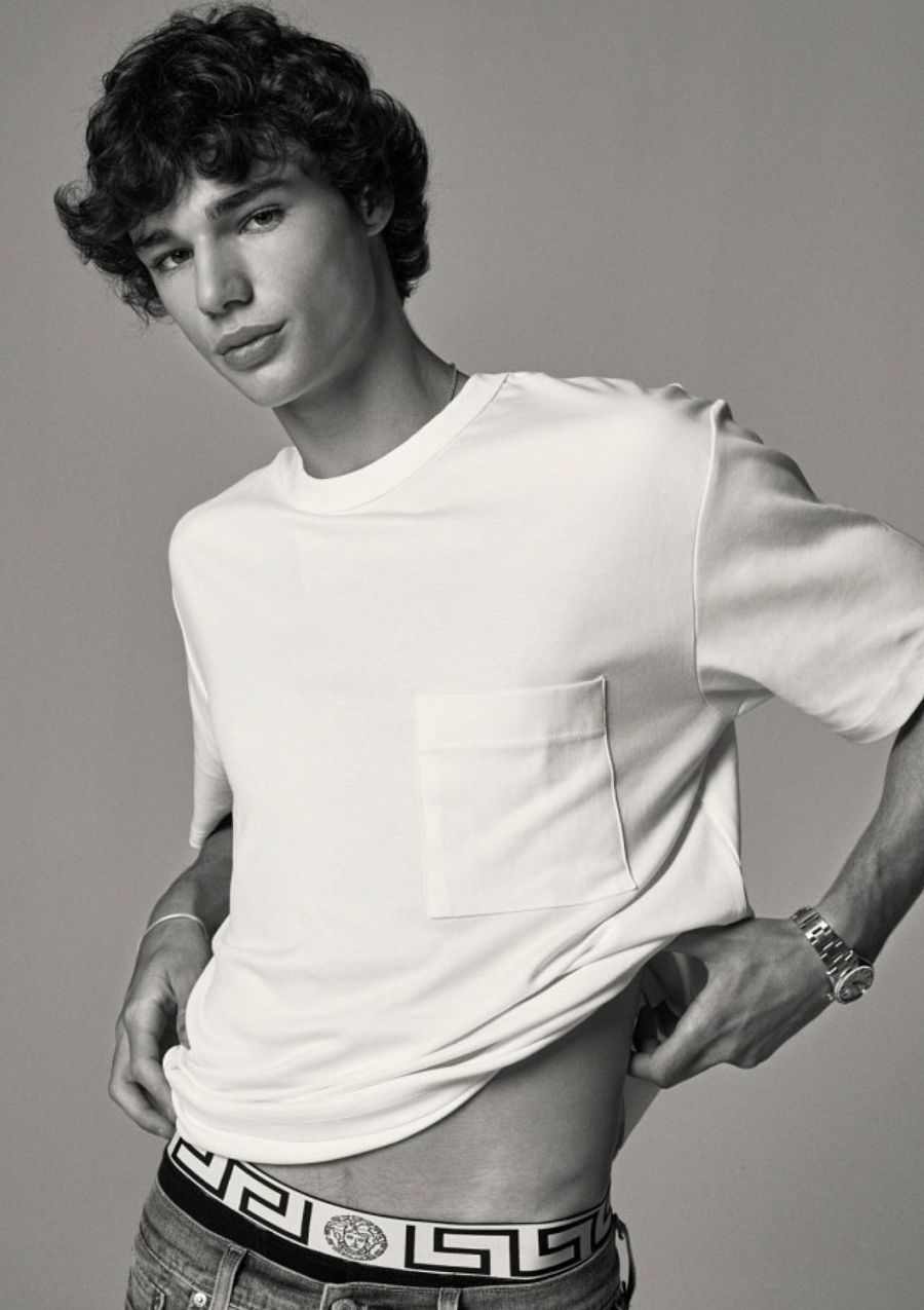 Ha protagonizado una de las series revelación para adolescentes a nivel internacional