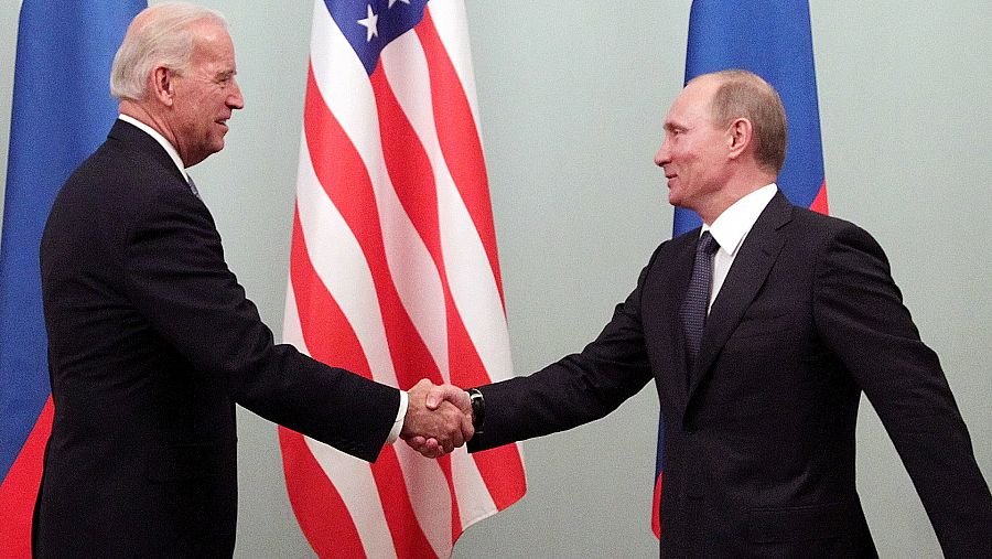 Biden y Putin, en 2011 cuando el primero era vicepresidente, durante la administración Obama