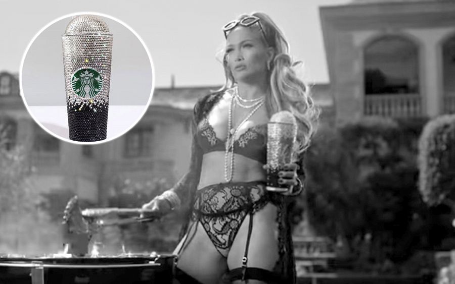 Jennifer López asa carne en un grill, vestida de lencería y con su vaso de Starbucks en el videoclip de 