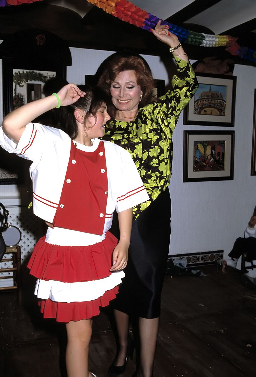 Rocío Jurado y su hija Rocío en Chipiona