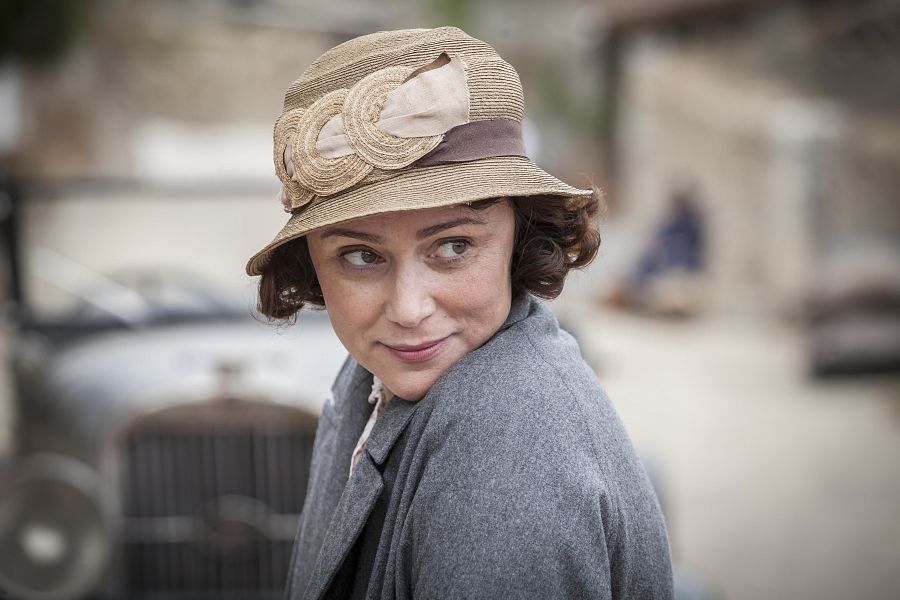 Louisa Durrell (Keeley Hawes) en 'Los Durrell'