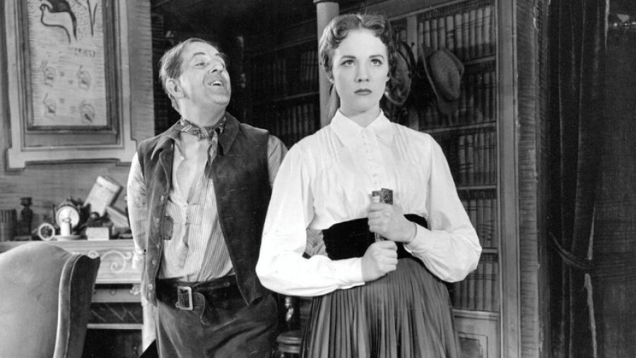 Look Back at Julie Andrews and Rex Harrison in My Fair Lady on Broadway