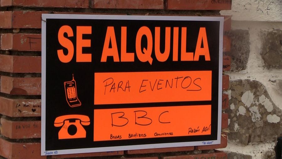 Cantora cuelga el cartel de se alquila 'para eventos'