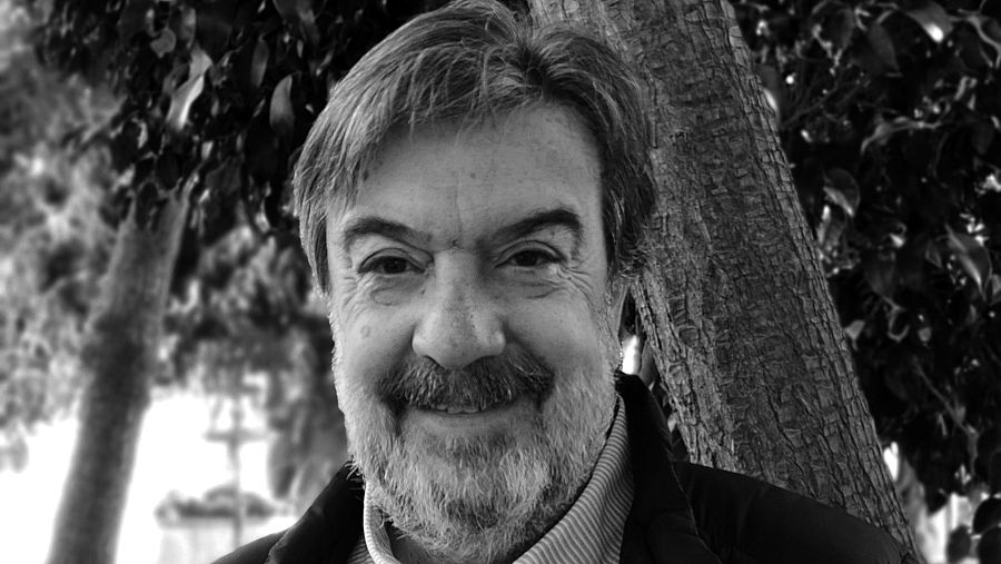 El periodista Miguel Ángel Villena es el autor de 'Berlanga. Vida y cine de un creador irreverente'