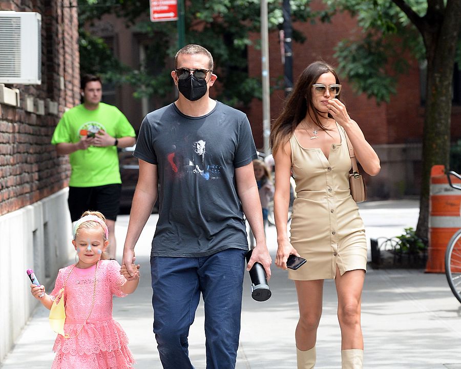 Bradley Cooper e Irina Shayk con su hija