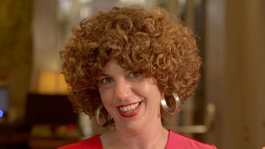 La Mireia és una dona espontània, divertida i sincera que es fa dir 'La Crazy'.