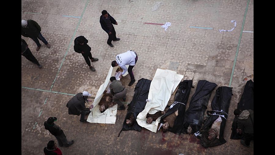 Cadáveres en Alepo, foto de Maysun