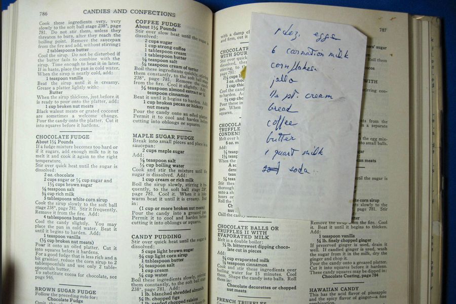Libro de cocina de Marilyn con sus notas personales.