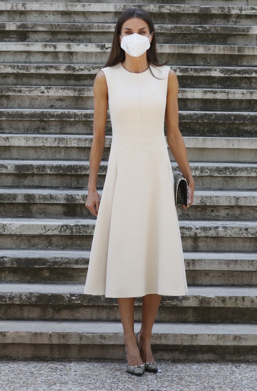 La reina Letizia en la Biblioteca Nacional