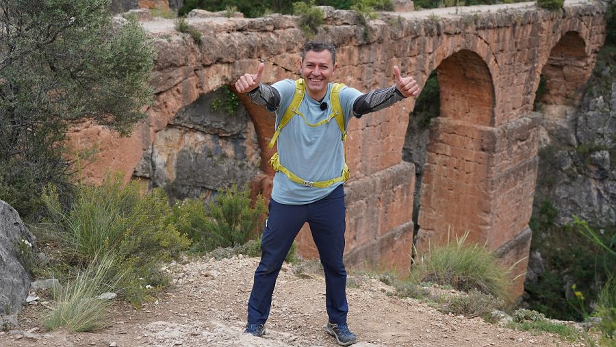 Juanjo Pardo en el acueducto de Peña Cortada