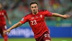 El suizo Shaqiri celebra uno de sus dos goles ante Turquía.