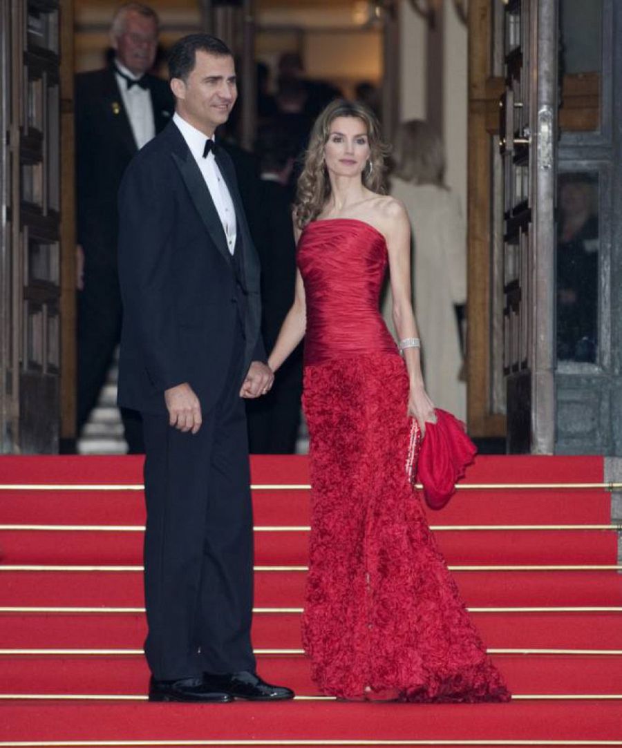 Vestido rojo best sale letizia ortiz