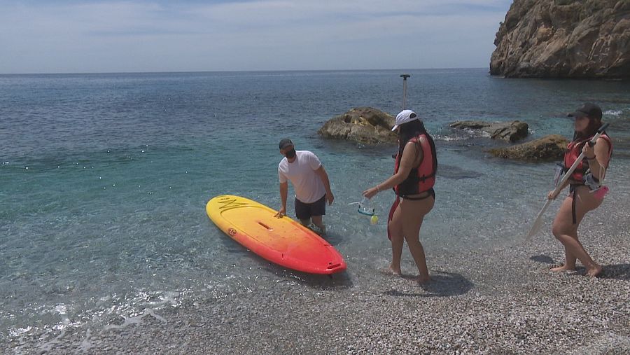 Paddel surf en Playa La Rijana