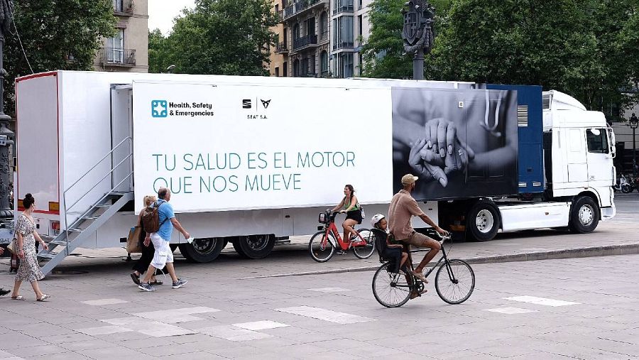 Autobusos del Banc de Sang i Teixits (BST)