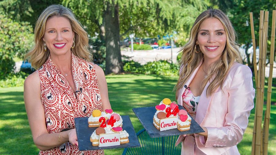 Celebración 24 aniversario, Rosanna Zanetti y Anne Ibartiburu