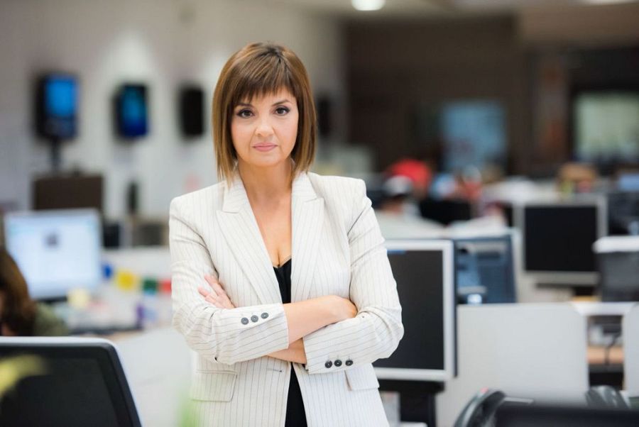Marta Ribas a la redacció d'informatius