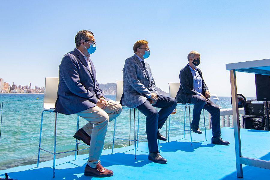 Toni Pérez (alcalde de Benidorm), Ximo Puig (presidente de la Generalitat Valenciana) y J. M. Pérez Tornero (presidente de RTVE).
