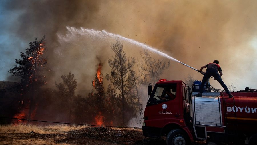 Un joven perdió la vida en Marmaris al intentar ayudar a los bomberos