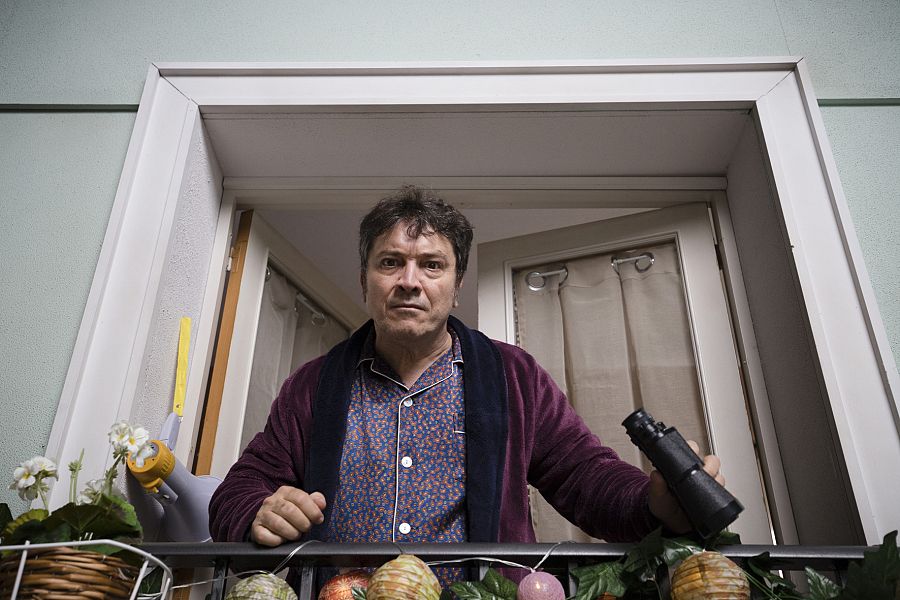 sketch policías de balcón