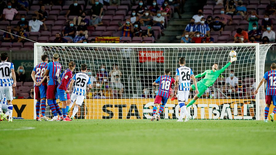 El golazo de falta de Oyarzabal