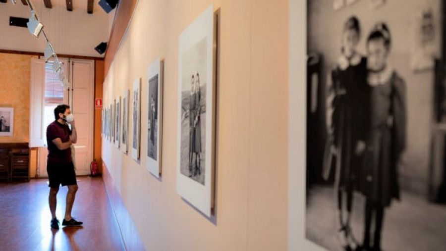 Les possibilitats artístiques i estètiques del revelat és un dels punts d'atracció per molts afeccionats a la fotografia