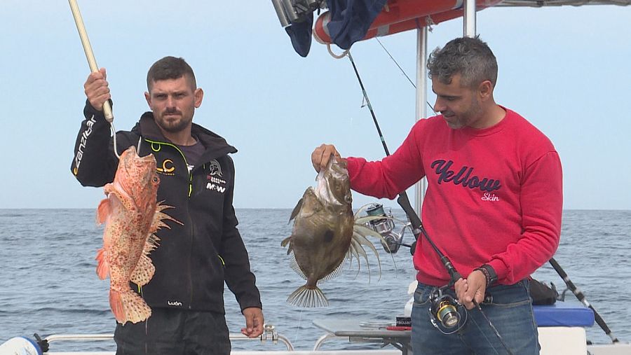 Pescadores recreativos en el golfo de Cádiz