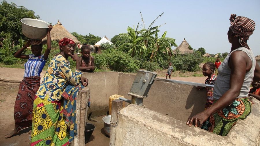 Gente sin mascarilla en República Centroafricana.
