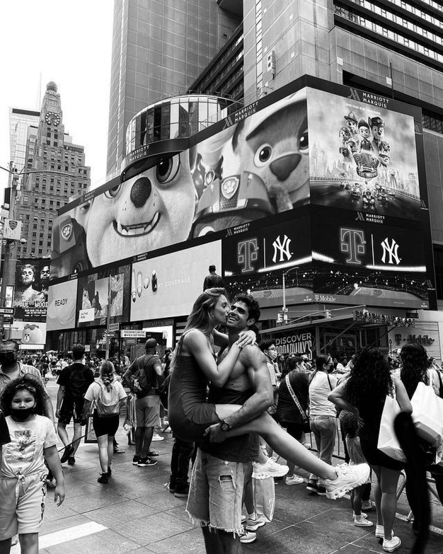 Juan Betancourt celebra su amor con Paula Badosa con esta fotografía