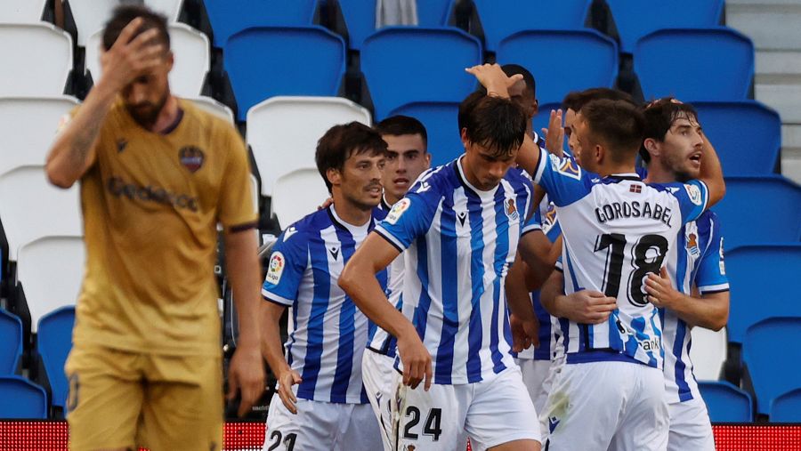 La Real Sociedad vence por la mínima al Levante