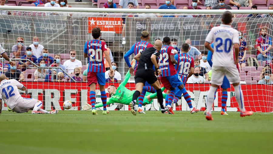 Sandro marca el momentáneo 1-1.