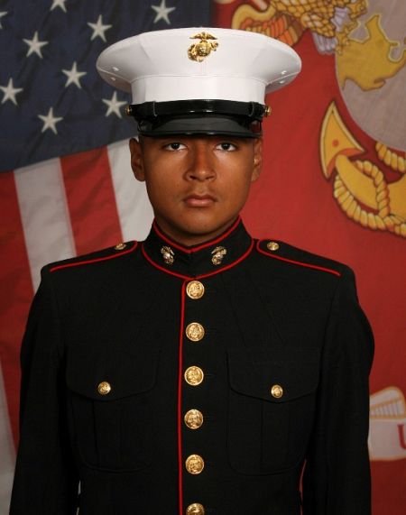 El marine Dylan Merola, uno de los 13 estadounidenses muertos en el atentado suicida en Kabul