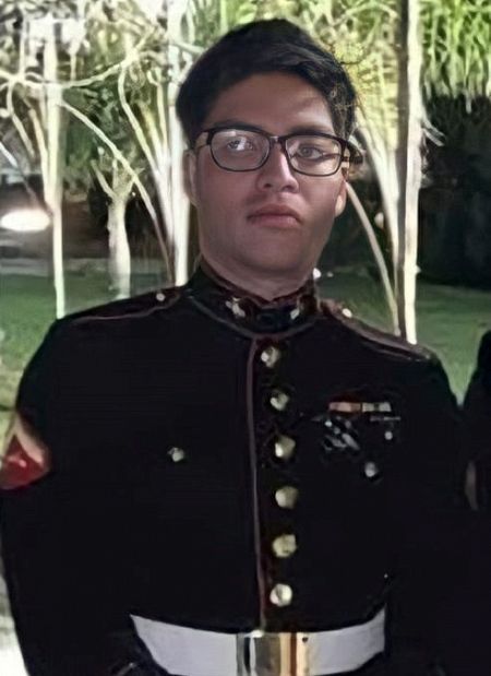 Una foto del marine Humberto Sánchez, de 22 años, uno de los trece marines muertos en el atentado suicida en Kabul