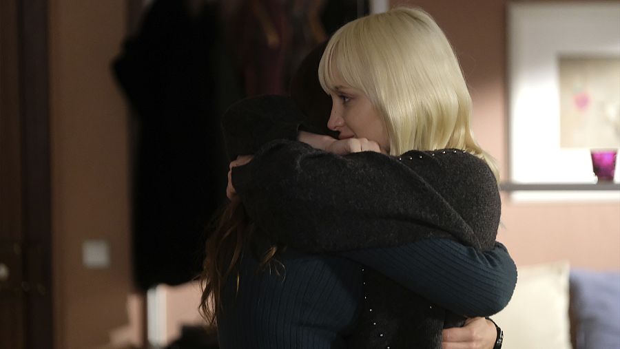 Thais Blume y Karina Kolokolchykova en 'Servir y Proteger'