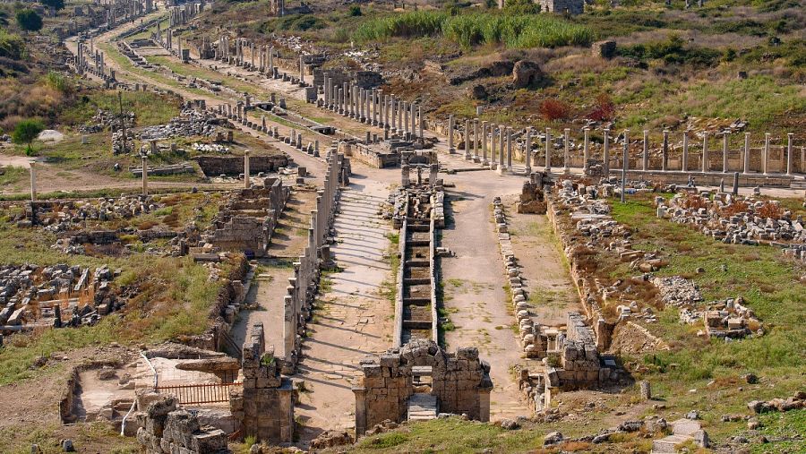 La antigua ciudad de Perge