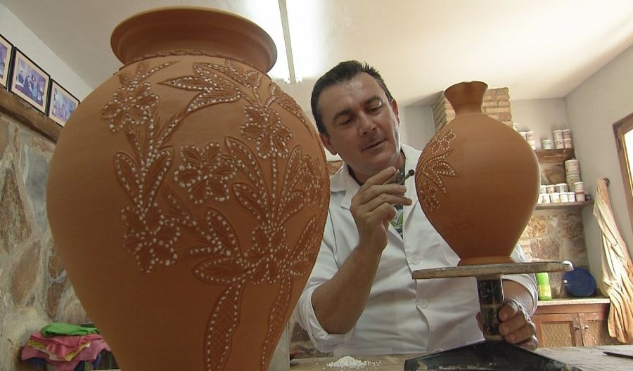 Andrés Amores en su taller