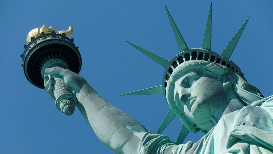 El brazo de la Estatua de la Libertad mide 12 metros