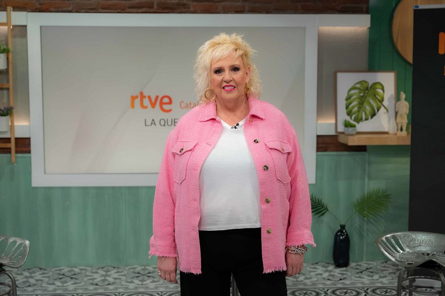 Sílvia Tarragona al plató del Cafè d'Idees