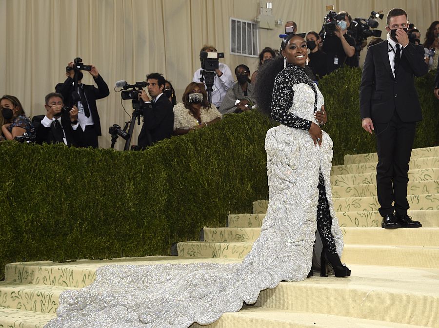 Simone Biles en la MET Gala 2021