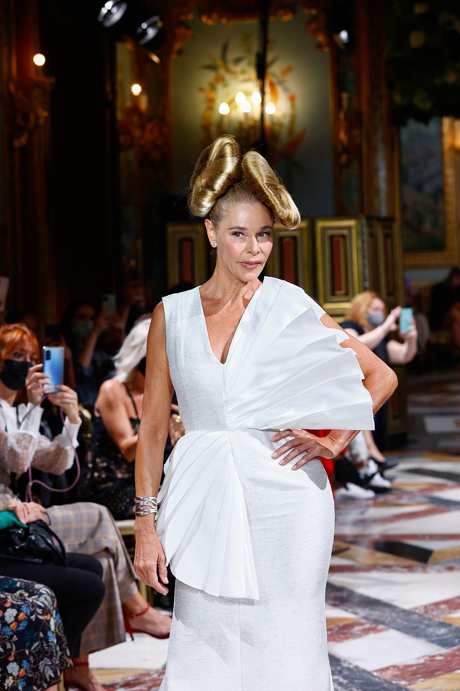 Belén Rueda en el desfile de Benjamin Friman