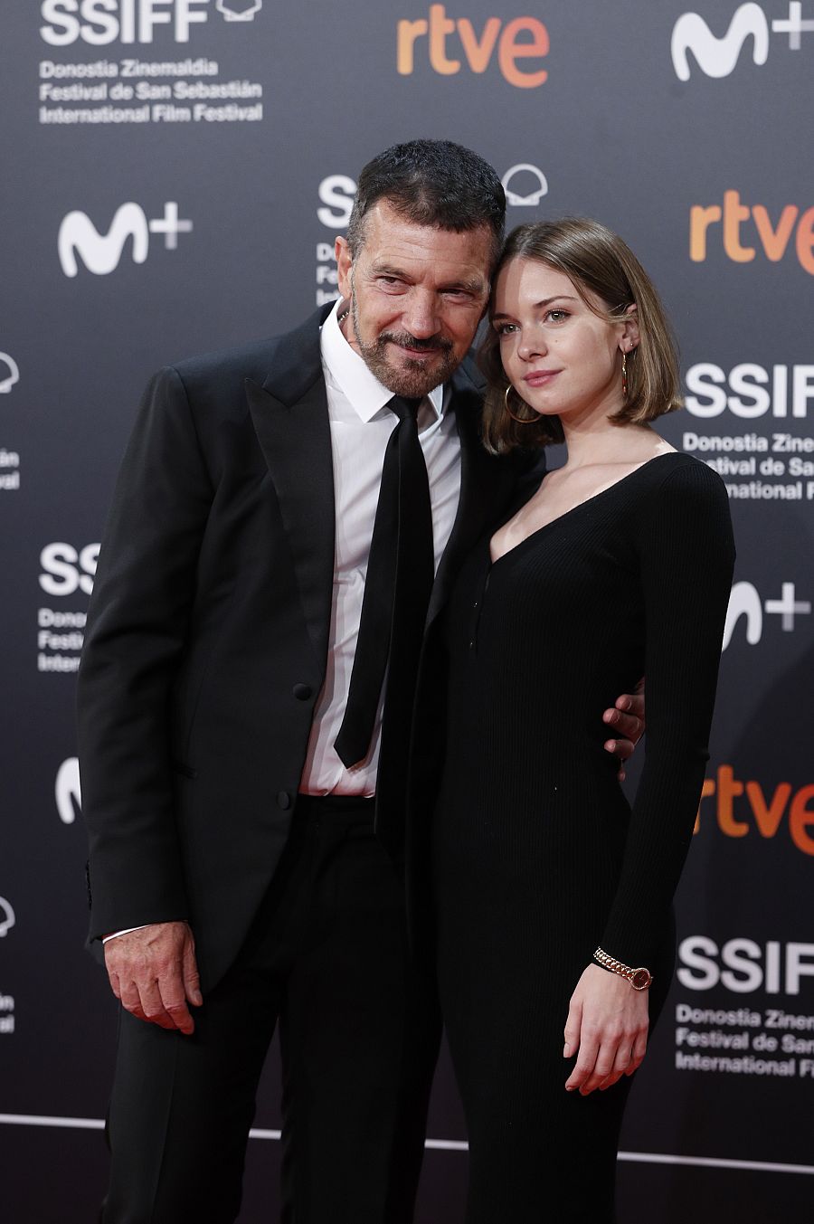 Antonio Banderas y Stella del Carmen en San Sebastián