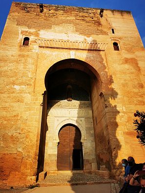 Puerta de la Alhambra de Granada