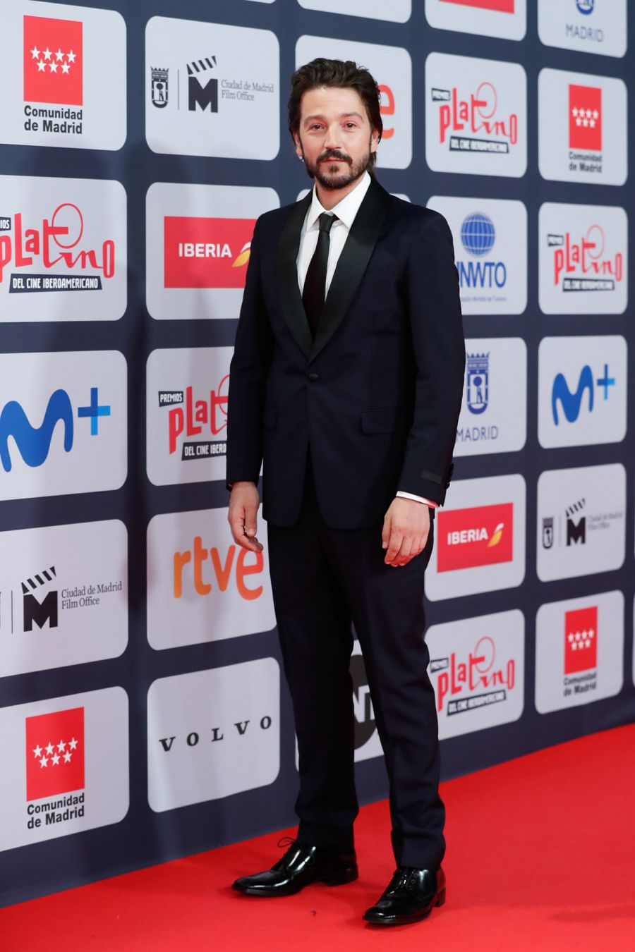 ALFOMBRA ROJA PREMIOS PLATINO 2021