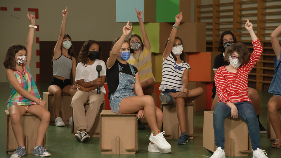 Aprendemos en Clan. El Debate - Alumnas y alumnos del Colegio Luis Vives de Alcalá de Henares (Madrid)