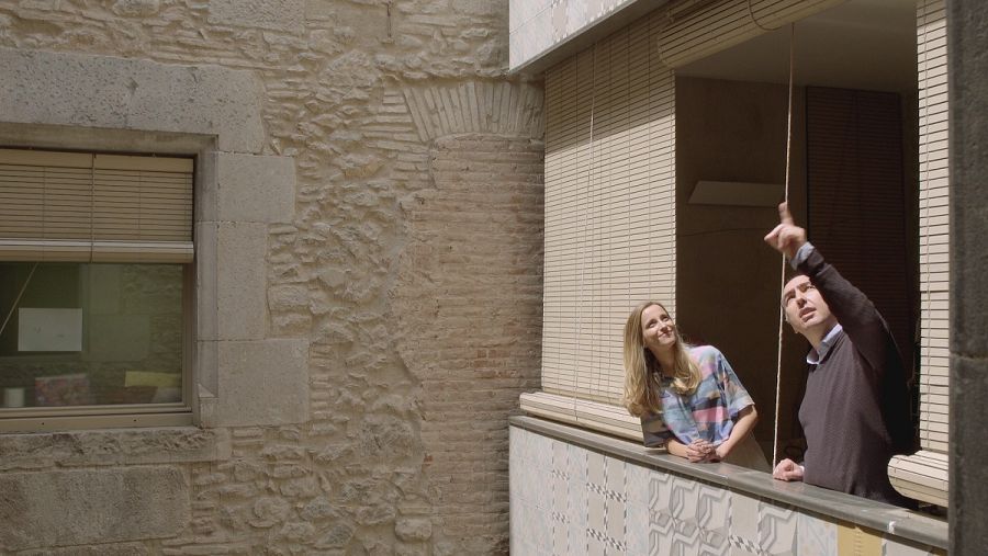 Núria Moliner y Ramón Bosch en la Casa Collage en Girona - Escala humana
