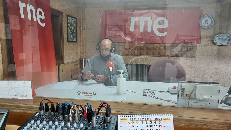 Javier Pineño durante la entrevista en Memoria de Delfín