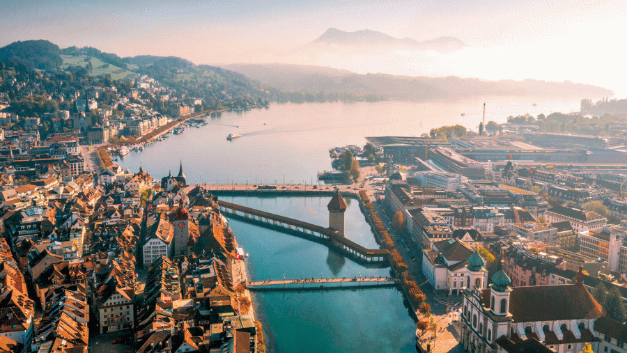 Vista aérea del casco antiguo de Lucerna.