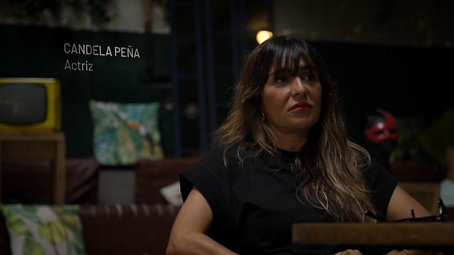 Candela Peña en La matemática del espejo