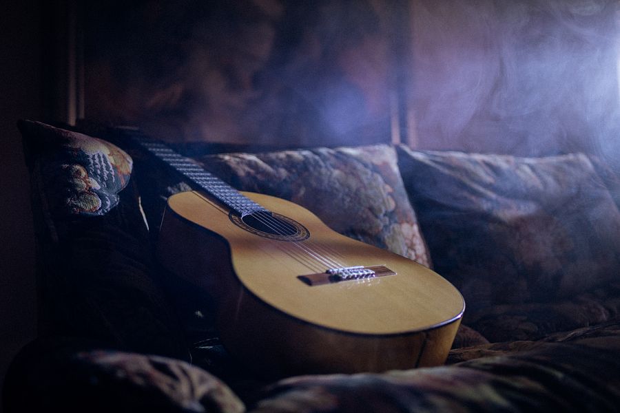 La guitarra, el instrumento de Manolo Sanlúcar para llevar el flamenco a todos los rincones del mundo, como muestra el documental