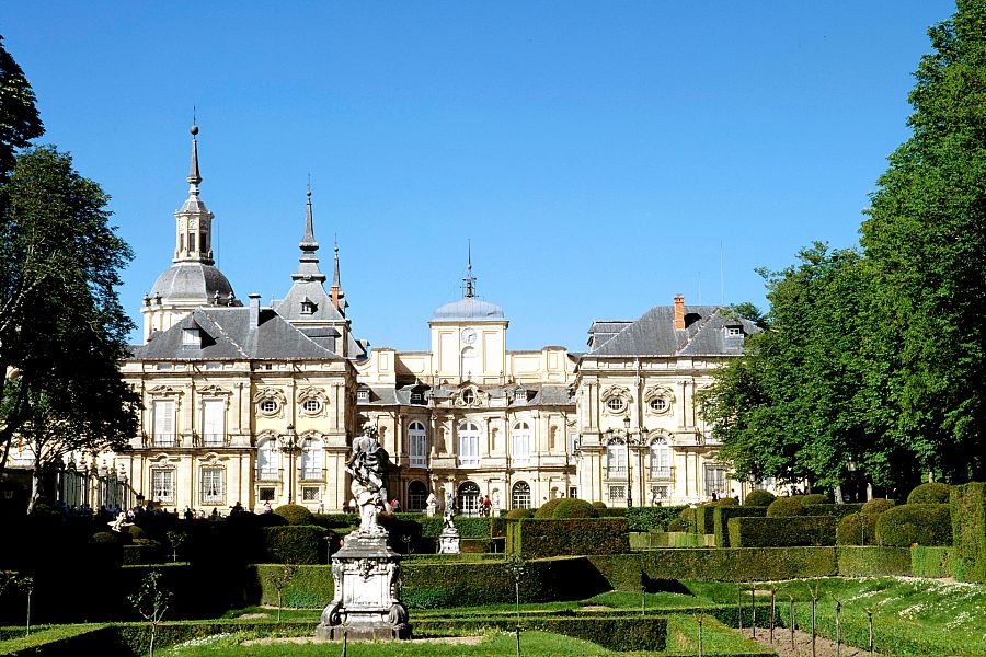 Patio de La Herradura, Palacio Real