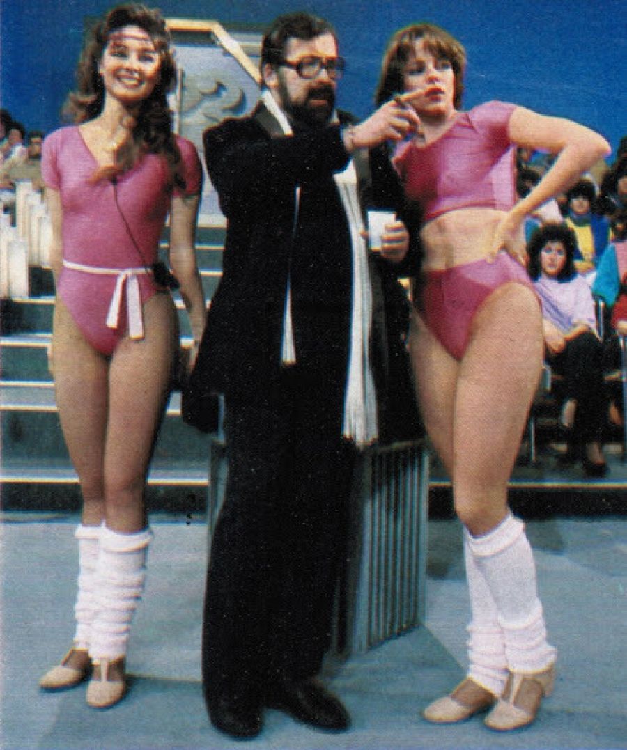 Silvia Marsó y Kim Manning con Chicho Ibáñez